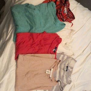 6 women’s shirts!!